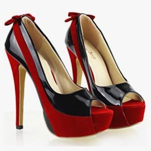 Show Story Stiletto heel